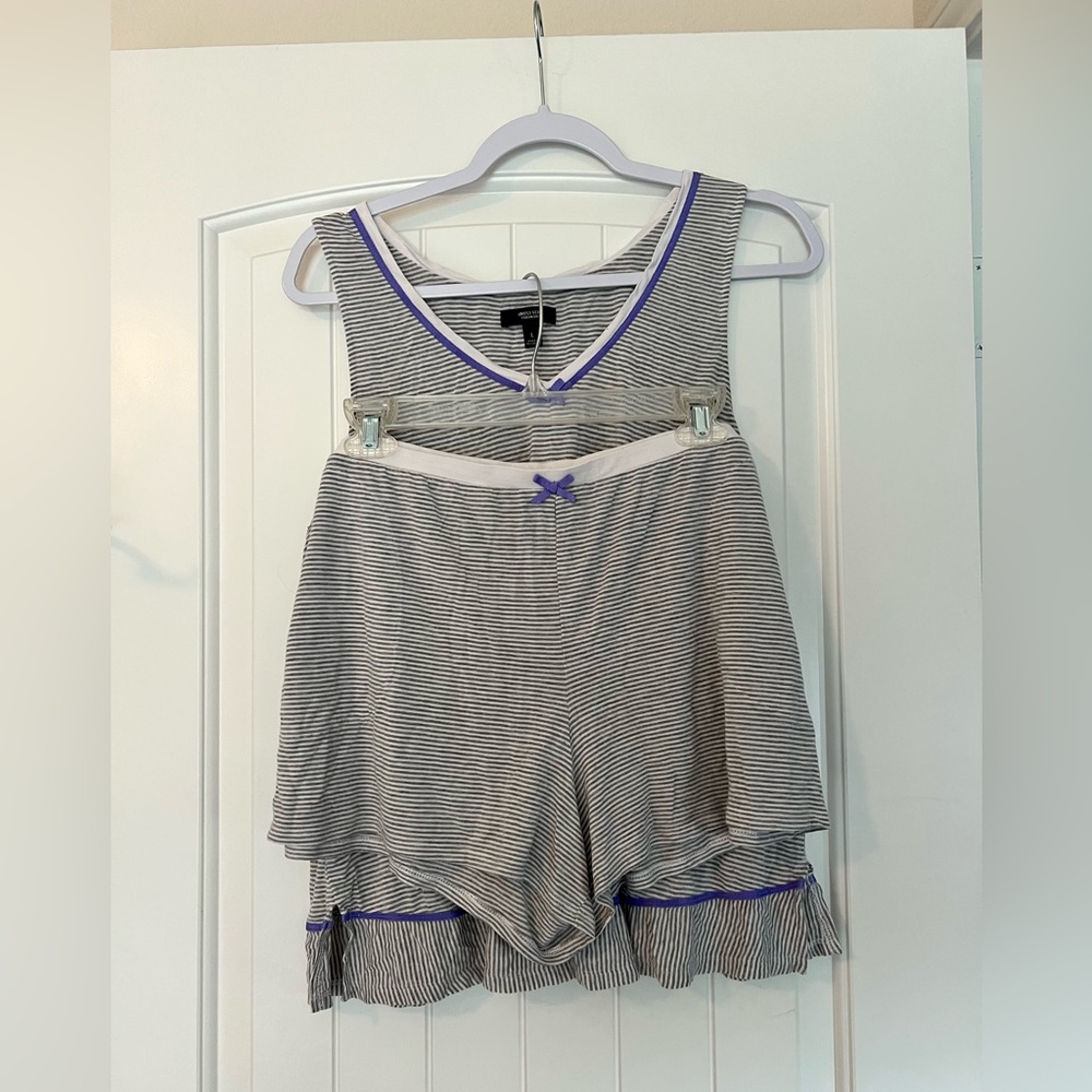 Simply Vera Vera Wang Striped Gray White Purple Pajama Short and Tank Set